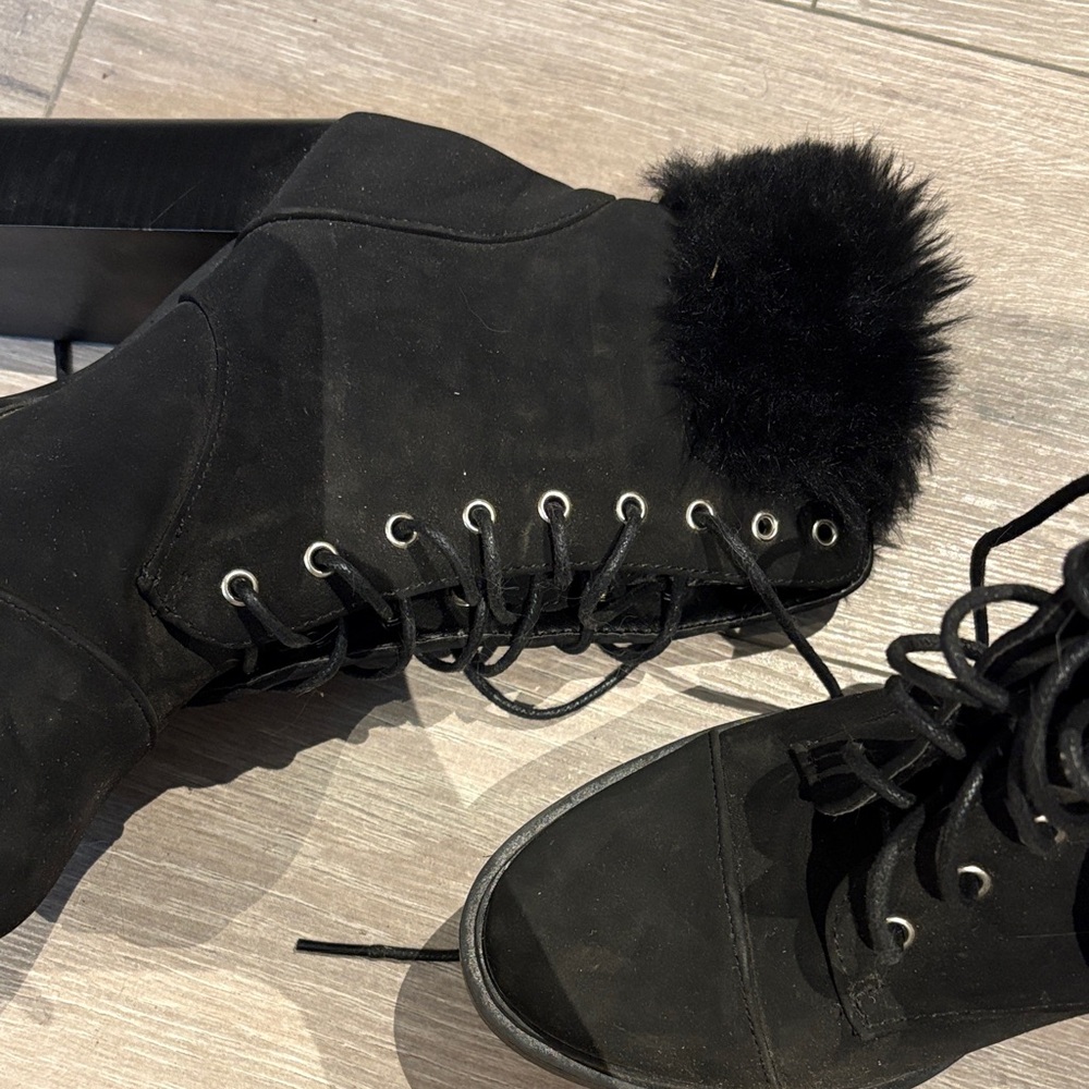 Fashion Nova Black Lace-Up Boots with Fur Trim
